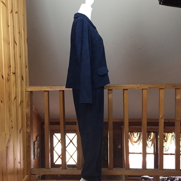 Wayne Diamond Designs Outfit - Picture 3 of 6